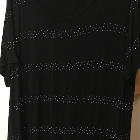Investments II Size 3X black tunic. Horizontal bands of gold colored sparkles - Picture 4 of 10